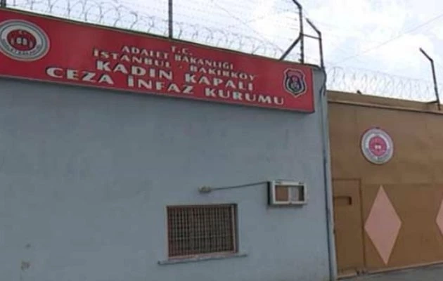 Αυτά συμβαίνουν στις γυναικείες φυλακές της Τουρκίας: «Θα μιλάς τουρκικά και όχι κουρδικά, αλλιώς δεν θα ξαναμιλήσεις»